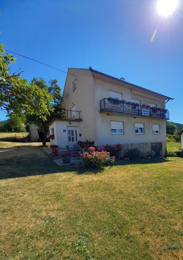 Willa House Veljko Vrhovine Zewnętrze zdjęcie